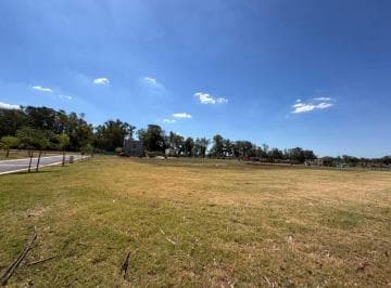 Lote 482 m² · Barrio Santa Sofía
